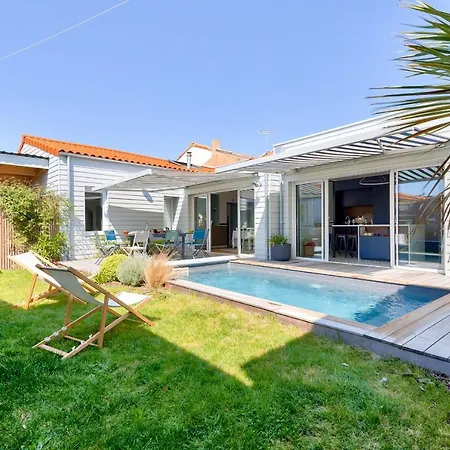 Дом отдыха Piscine - 8 Personnes - D'olonne *