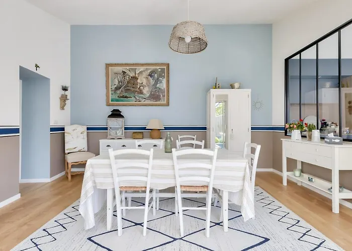 Piscine - 8 Personnes - D'olonne Feriehus *