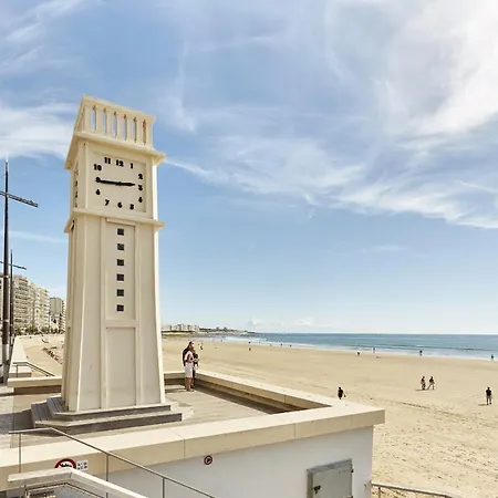 Piscine - 8 Personnes - D'olonne