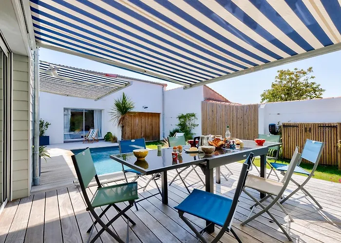 Holiday home Piscine - 8 Personnes - D'olonne Les Sables-d'Olonne
