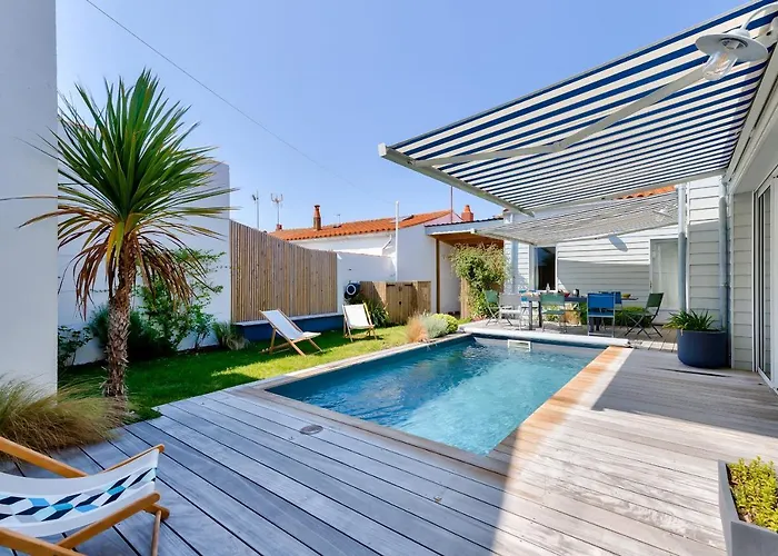 Piscine - 8 Personnes - D'olonne Semesterbostad