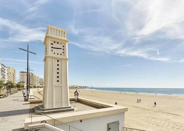 Piscine - 8 Personnes - D'olonne