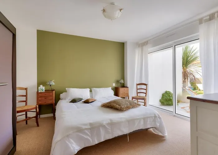 Holiday home Piscine - 8 Personnes - D'olonne